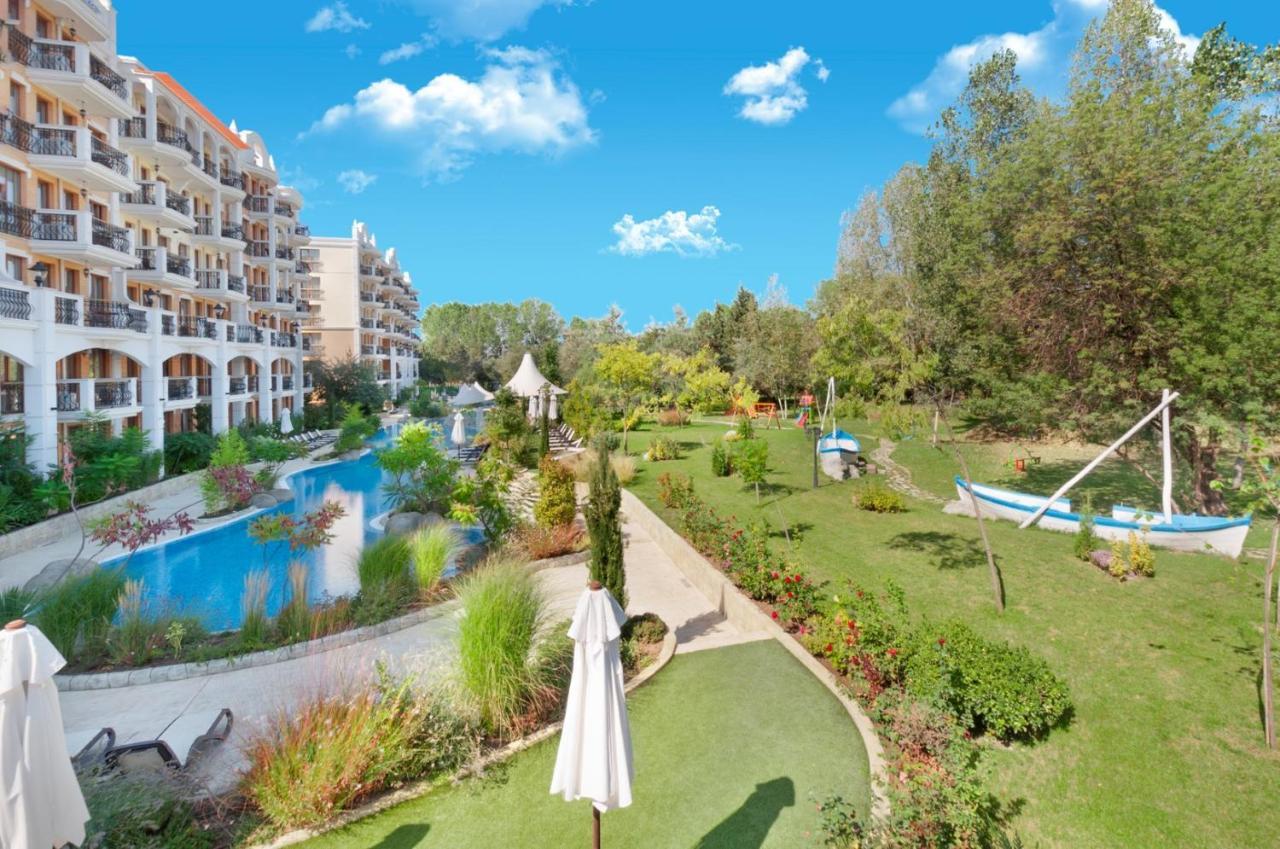 Harmony Suites Grand Resort Sunny Beach Exterior photo